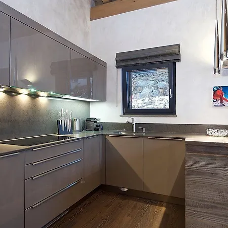 Haus Merapeak - Four Bedroom 3*
